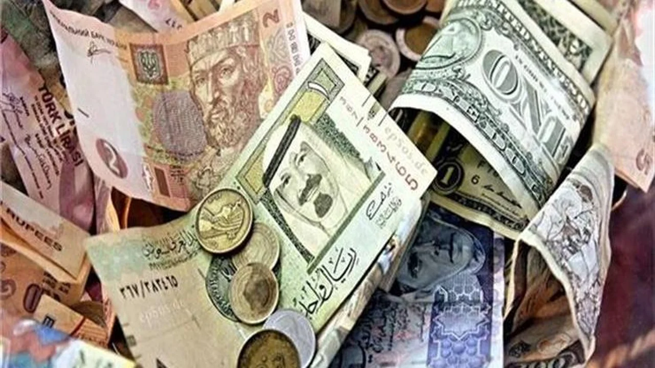 تحديثات الصرف.. تقلبات سعر الريال السعودي والعملات مقابل الجنيه بمنتصف تعاملات اليوم